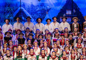 Zdjęcie Zespołu Pieśni i Tańca "Rzgowianie"
