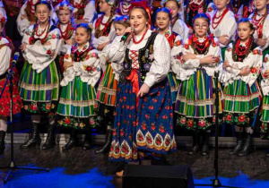 Zdjęcie Zespołu Pieśni i Tańca "Rzgowianie"