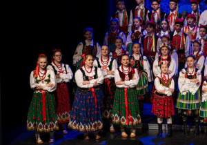 Zdjęcie Zespołu Pieśni i Tańca "Rzgowianie"