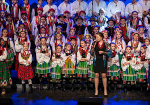 Zdjęcie Zespołu Pieśni i Tańca "Rzgowianie"