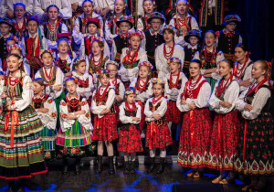 Zdjęcie Zespołu Pieśni i Tańca "Rzgowianie"