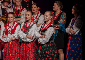 Zdjęcie Zespołu Pieśni i Tańca "Rzgowianie"