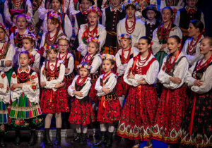 Zdjęcie Zespołu Pieśni i Tańca "Rzgowianie"