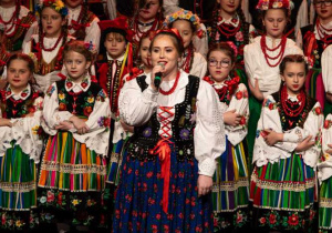 Zdjęcie Zespołu Pieśni i Tańca "Rzgowianie"
