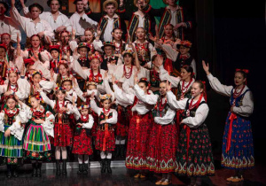 Zdjęcie Zespołu Pieśni i Tańca "Rzgowianie"