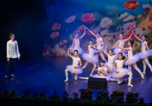 Zdjęcie występujących uczestników sekcji GOK