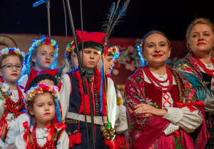 Zdjęcie Zespołu Pieśni i Tańca "Rzgowianie"