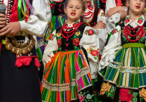 Zdjęcie Zespołu Pieśni i Tańca "Rzgowianie"