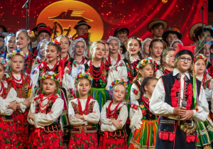 Zdjęcie Zespołu Pieśni i Tańca "Rzgowianie"