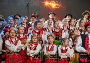 Zdjęcie Zespołu Pieśni i Tańca "Rzgowianie"