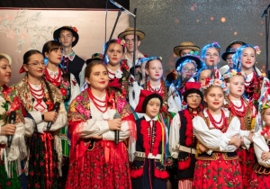 Zdjęcie Zespołu Pieśni i Tańca "Rzgowianie"