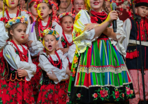 Zdjęcie Zespołu Pieśni i Tańca "Rzgowianie"