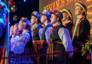Zdjęcie Zespołu Pieśni i Tańca "Rzgowianie"
