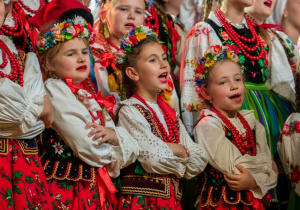 Zdjęcie Zespołu Pieśni i Tańca "Rzgowianie"