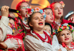 Zdjęcie Zespołu Pieśni i Tańca "Rzgowianie"