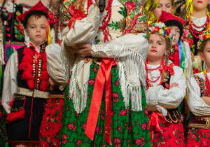 Zdjęcie Zespołu Pieśni i Tańca "Rzgowianie"