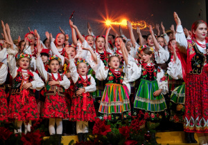 Zdjęcie Zespołu Pieśni i Tańca "Rzgowianie"