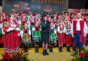 Zdjęcie Zespołu Pieśni i Tańca "Rzgowianie"