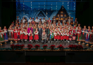 Zdjęcie Zespołu Pieśni i Tańca "Rzgowianie"