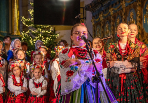 Zdjęcie Zespołu Pieśni i Tańca "Rzgowianie"