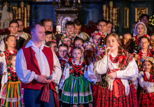 Zdjęcie Zespołu Pieśni i Tańca "Rzgowianie"